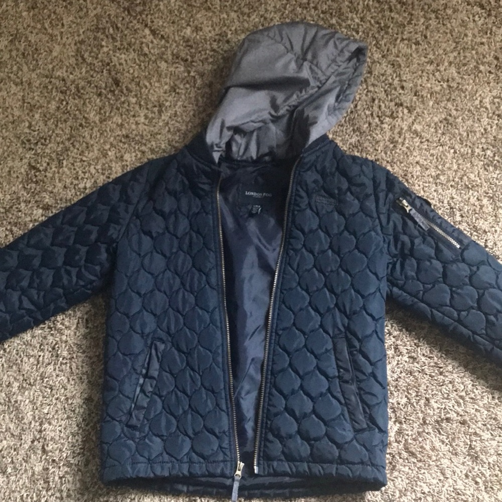 London Fog winter jacket. Normal wear. Beautiful color blue.